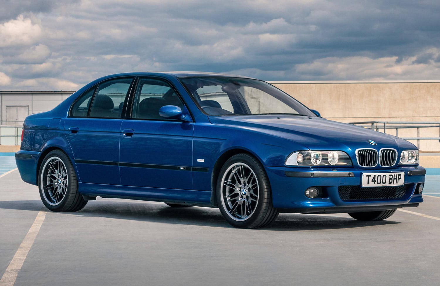 bmw-m5e39-1