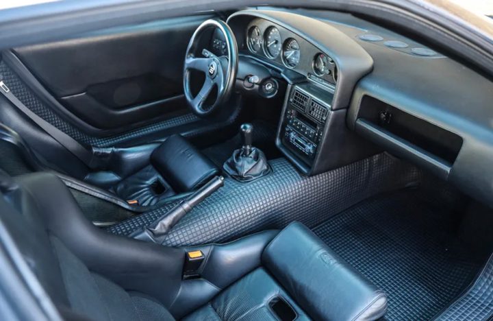bugati-2-720x468-1 Grey Bugatti EB110 interior
