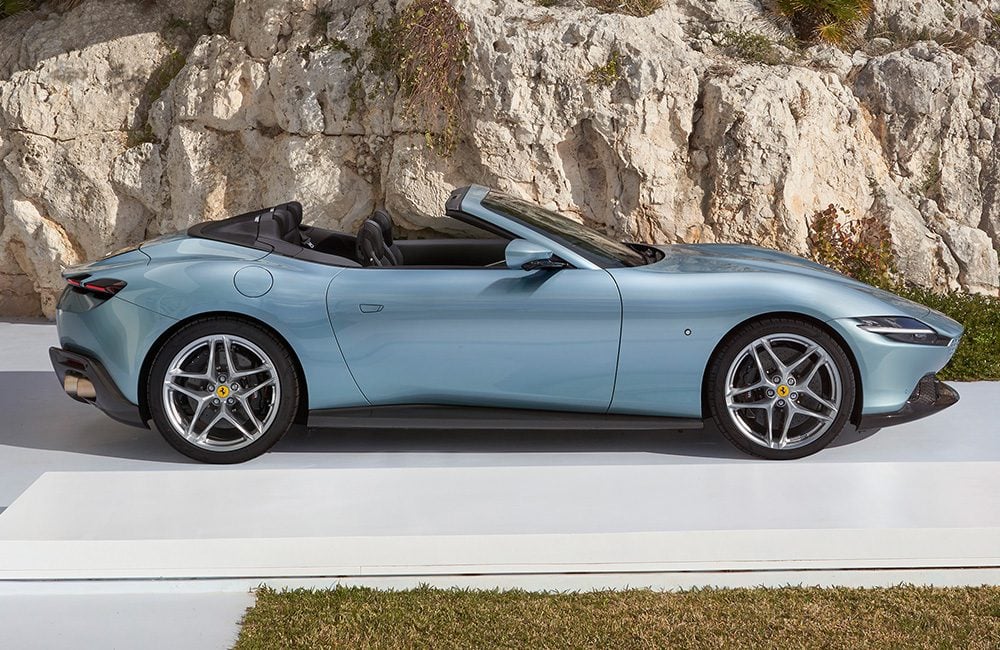 ferrari-roma-3