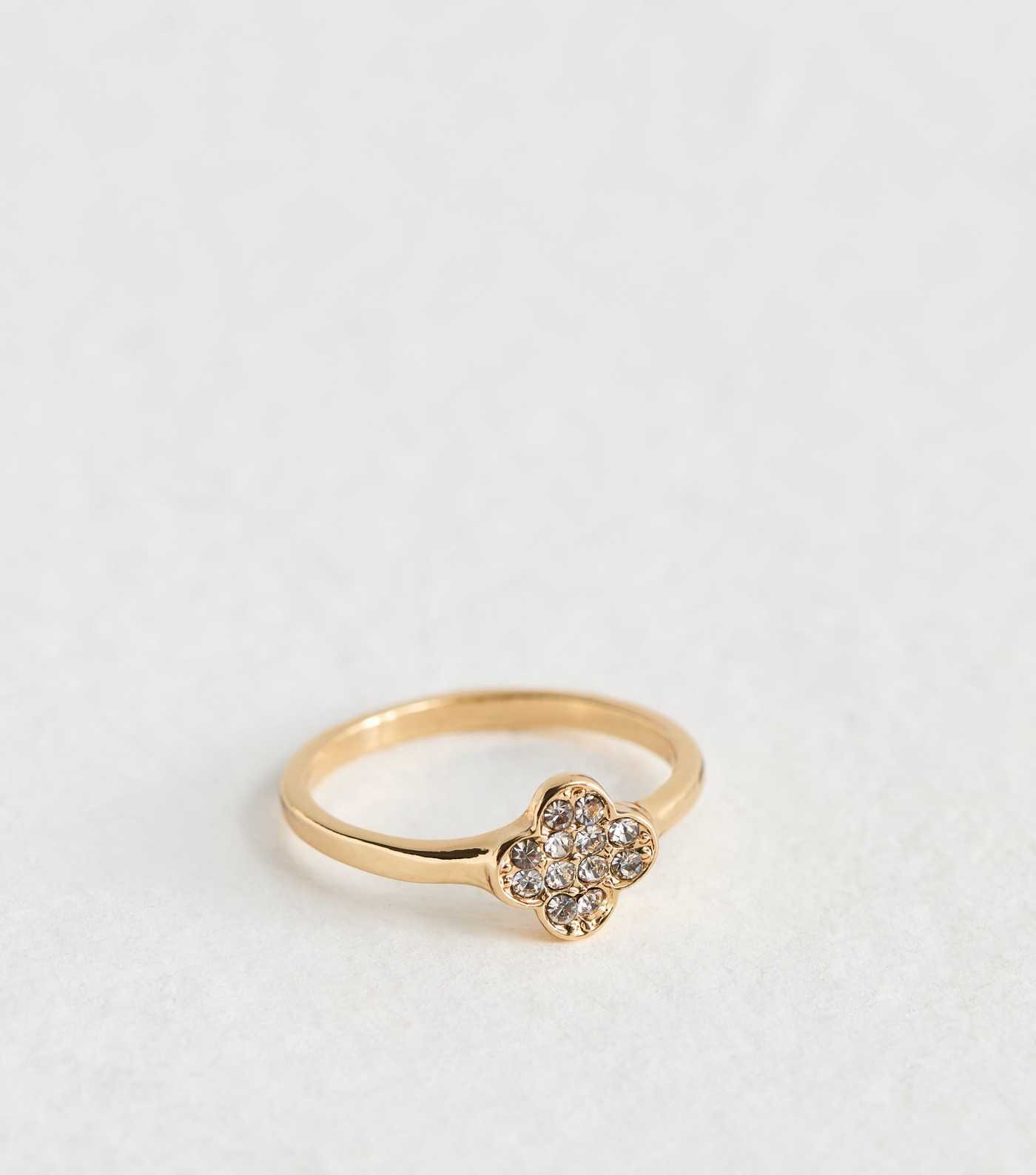 gold-tone-flower-diamante-ring